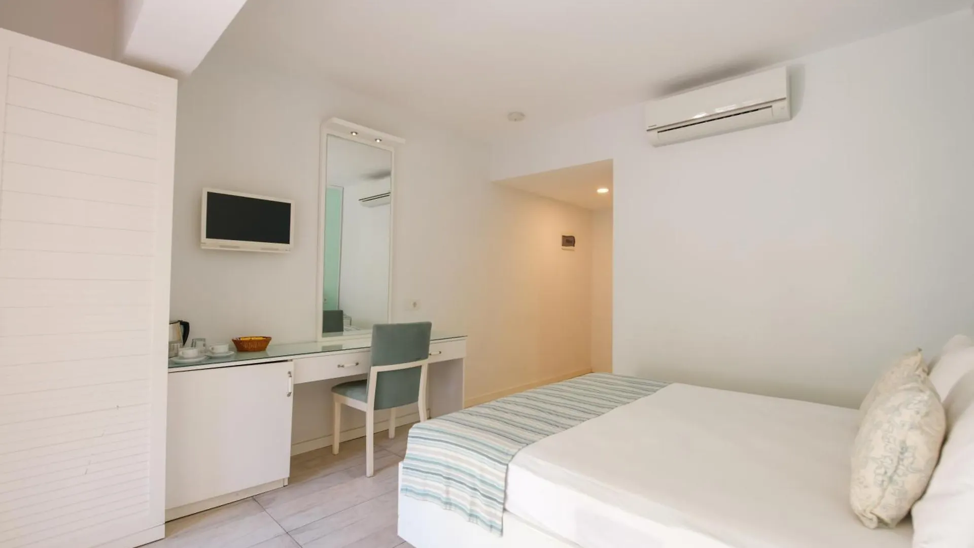 Flamingo Hotel & Spa - Pet Friendly Oludeniz
