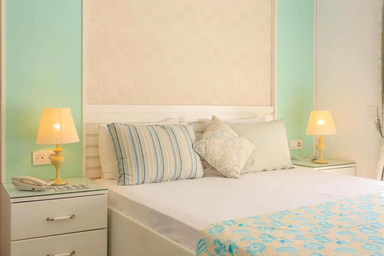 Flamingo Hotel & Spa - Pet Friendly Oludeniz